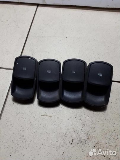 Кнопка стеклоподъемника Opel Corsa D 2006-2015