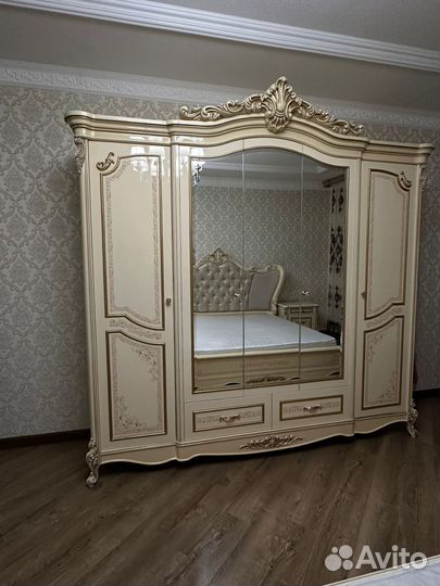 Спальный гарнитур бу