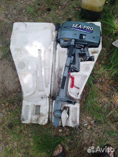 Надувная лодка и мотор