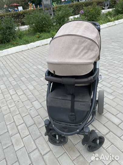 Прогулочная коляска bubago model one