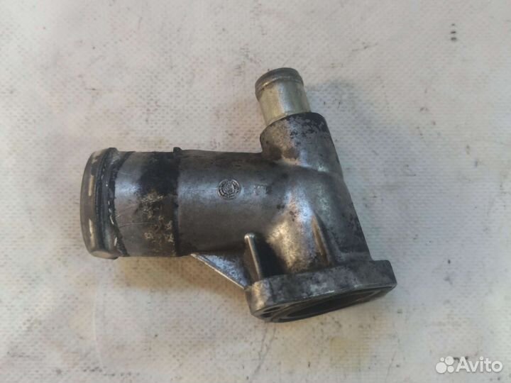 Фланец тройник системы охлаждения Mercedes OM642