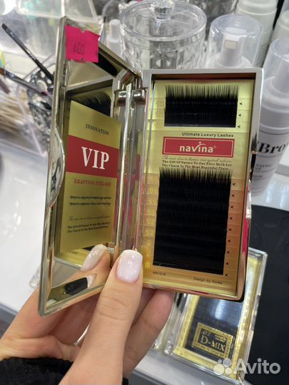 Для наращивания ресниц