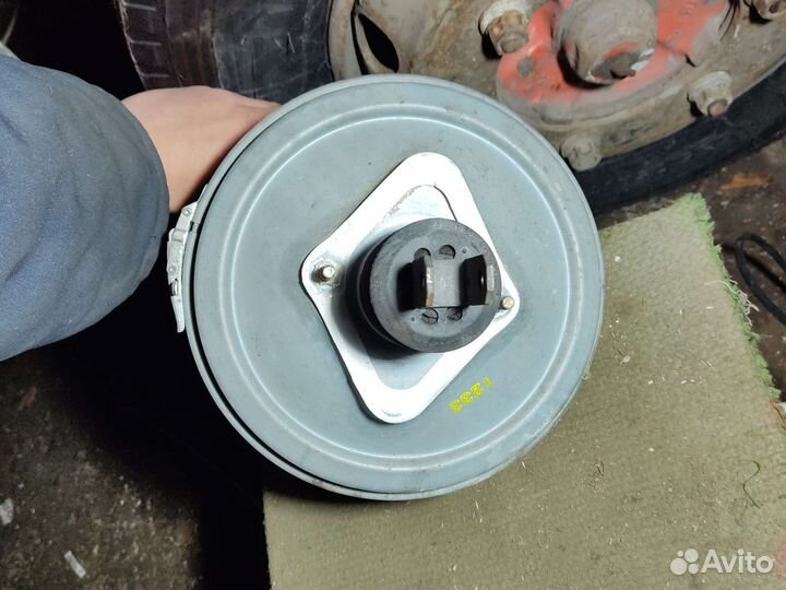 Вакуумный усилитель тормозов w210