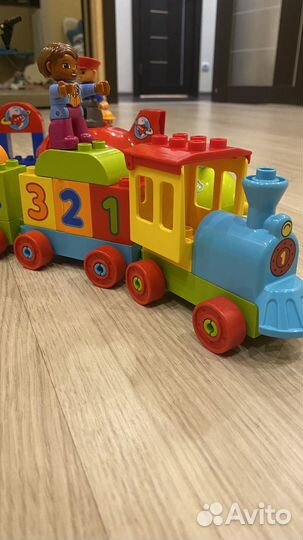 Lego Duplo поезд и аэропорт