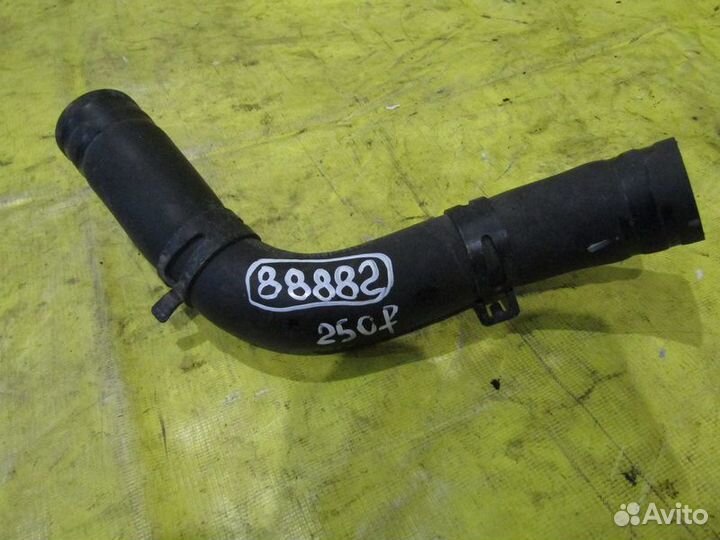 Патрубок системы охлаждения Kia cee'd II 14г 88882