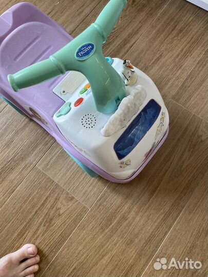 Машинка-каталка холодное сердце