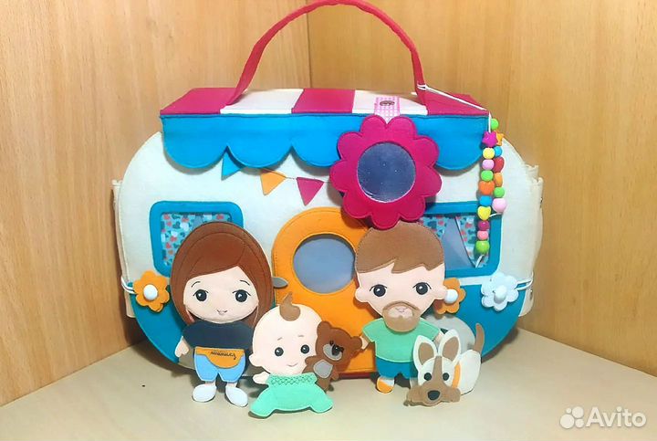 Книжка из фетра- кукольный домик