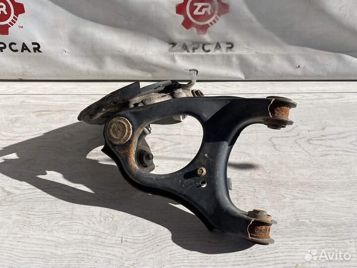 Цапфа задняя правая Honda Accord 8