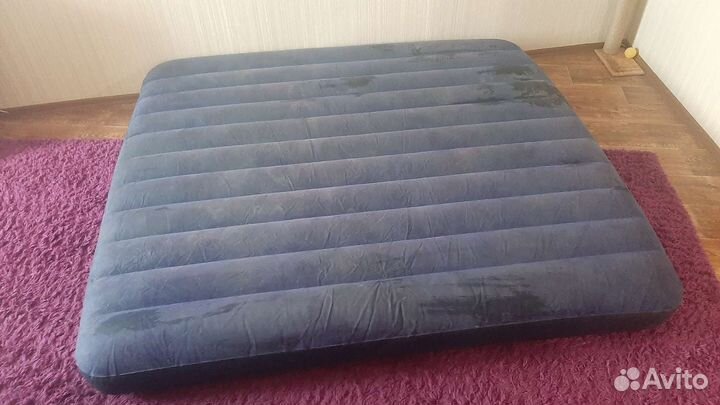 Надувной матрас intex