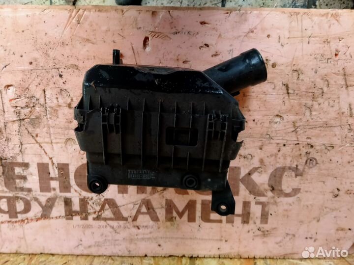 Корпус воздушного фильтра Mitsubishi Lancer 10