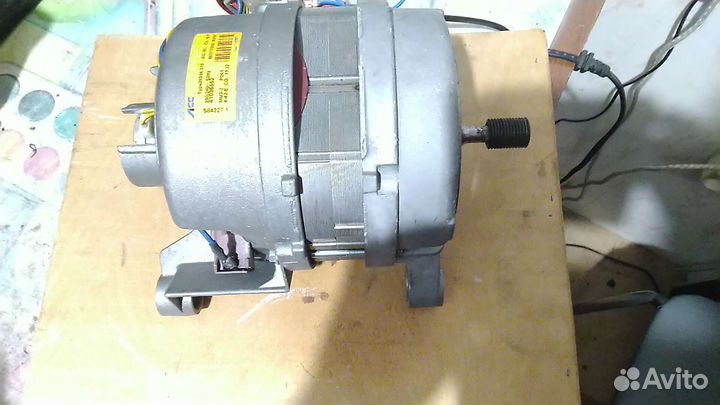 Двигататель стиральной машины