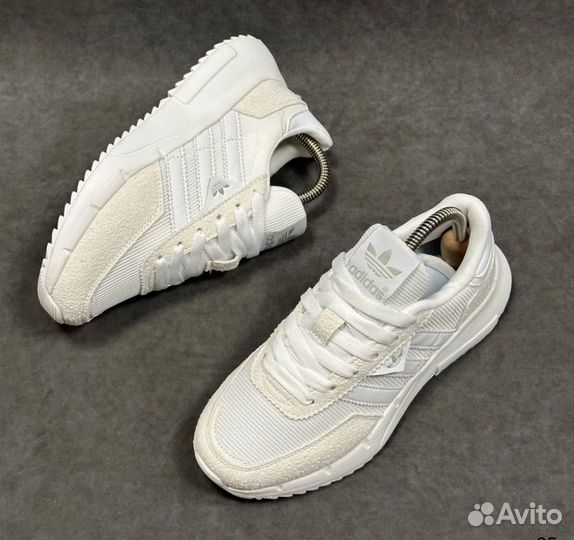 Кроссовки женские adidas