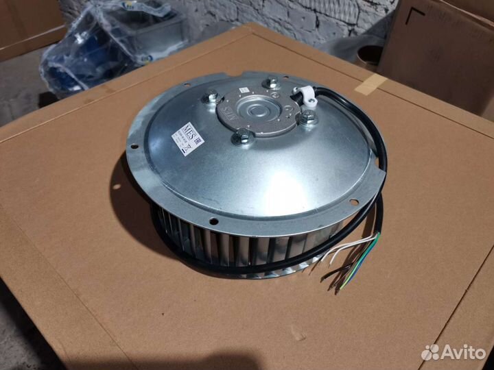 Мотор-колесо 200-4Е для вентилятора