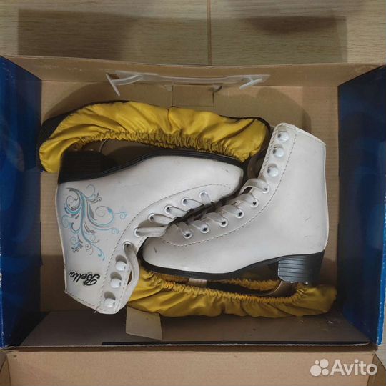 Коньки фигурные детские 28 размер