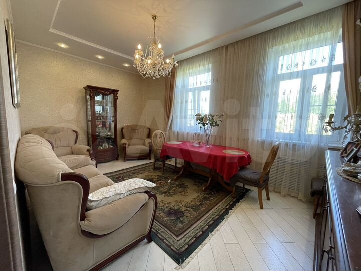 3-к. квартира, 77 м², 4/4 эт.