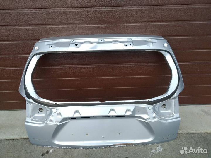 Крышка багажника Оутлендер Outlander XL Mitsubishi