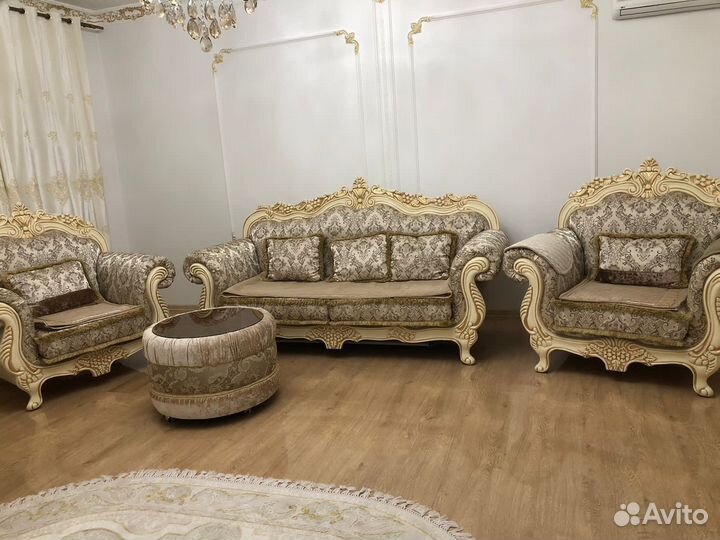 Диван тройка в гостиную