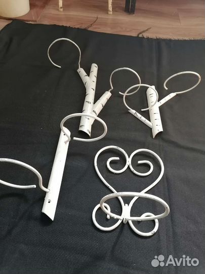 Настенные кронштейны для цветов