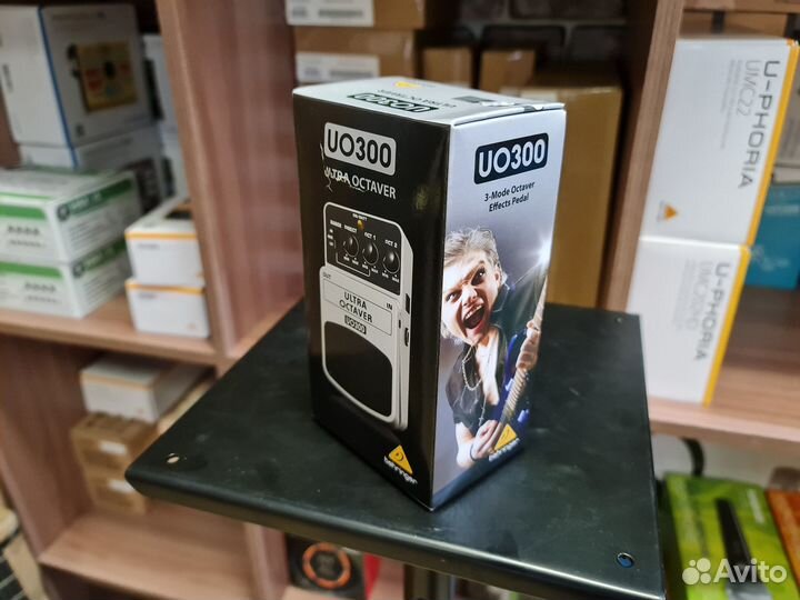 Behringer UO300 педаль эффектов октавер