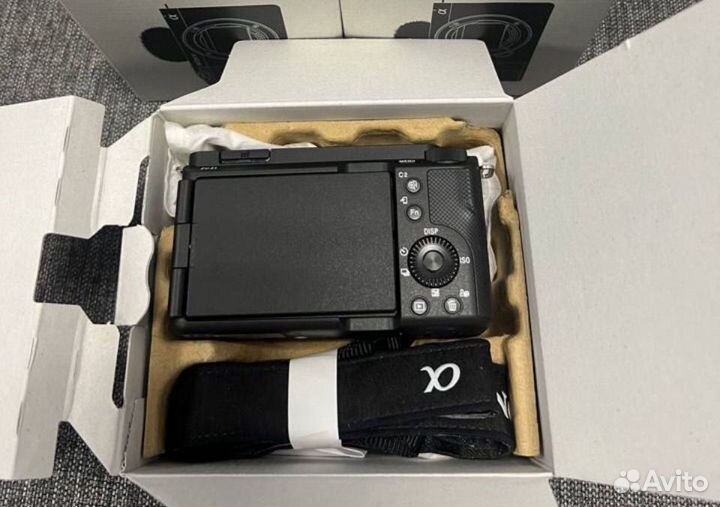 Sony ZV-E1 body, Новая