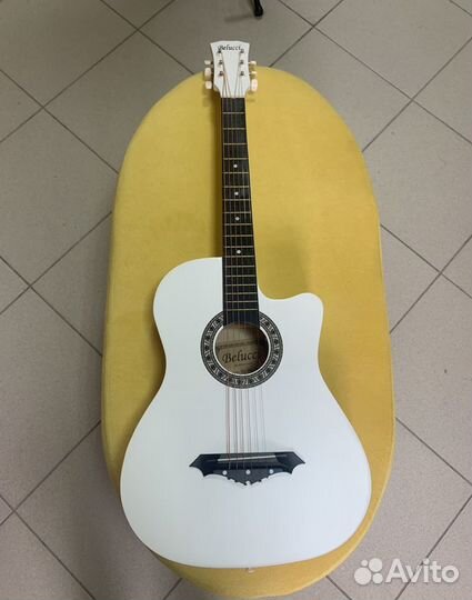 Гитара акустическая