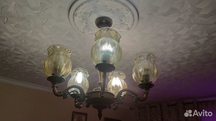 Люстра потолочная бу