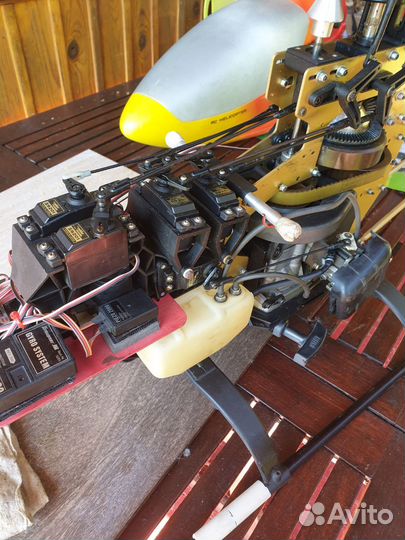 Вертолет на радиоуправлении futura robbe