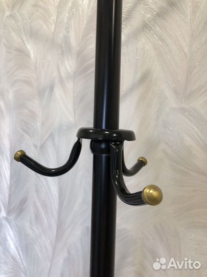 Вешалка напольная металлическая