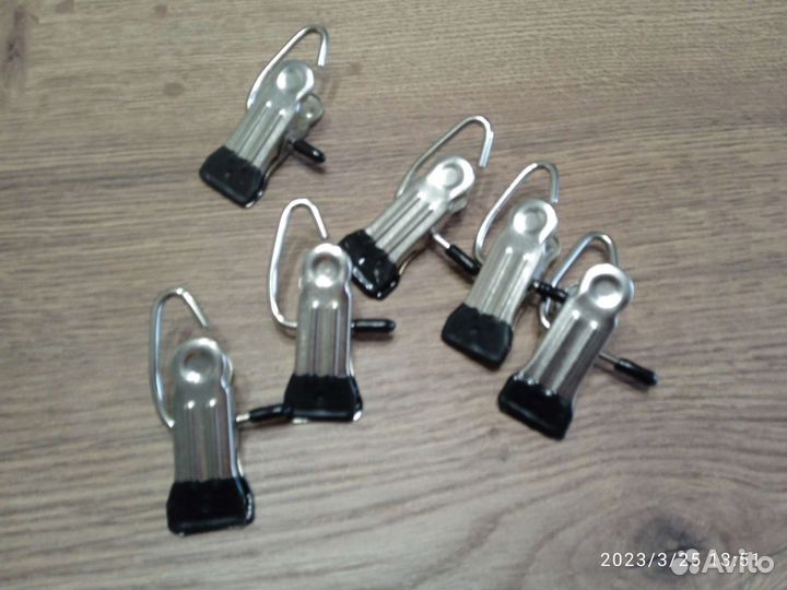 Вешалки крючки прищепки