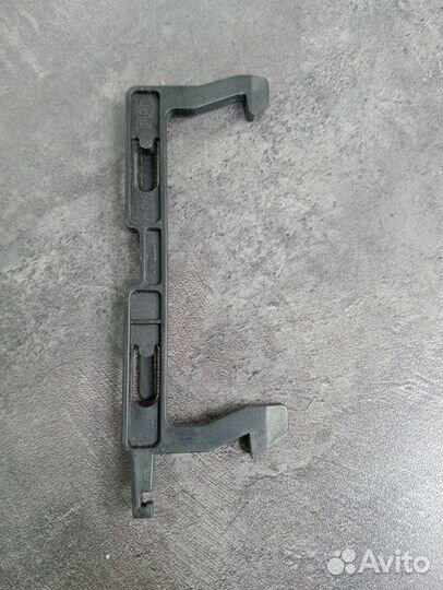 Крючок дверцы свч Panasonic