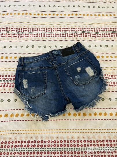 Продам шорты One Teaspoon