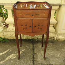Старинная тумбочка в стиле Людовика XV Маркетри