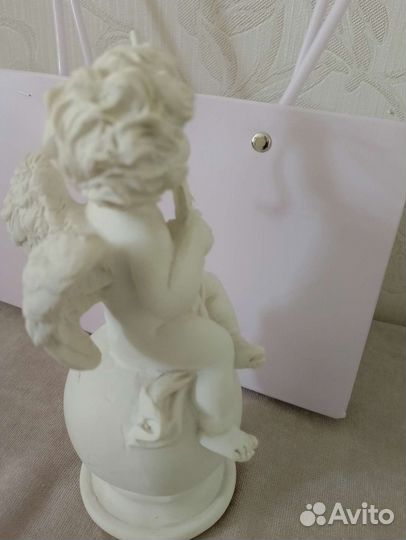 Ангел из гипса. Фигурка статуэтка