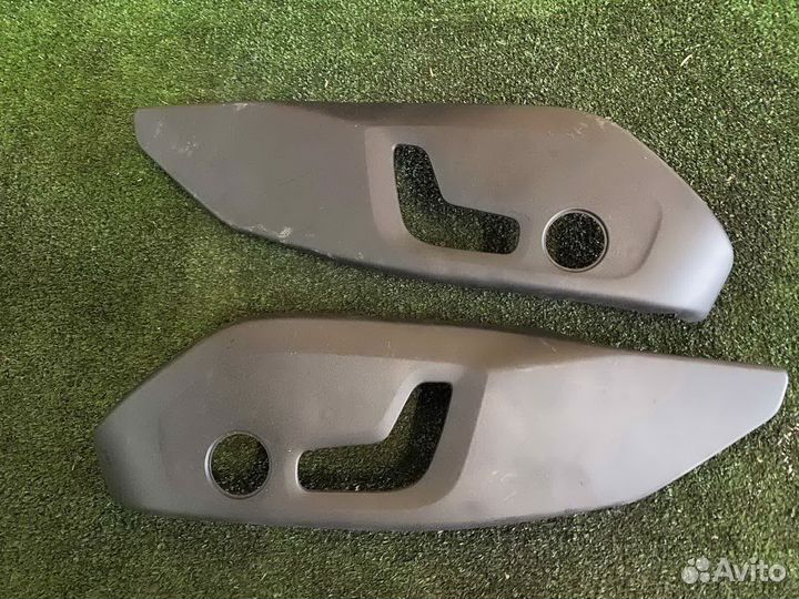 Боковая панель переднего сидения volvo XC90 2015+