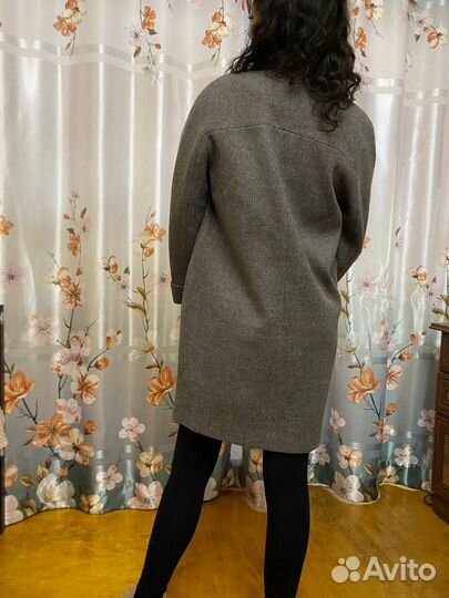 Пальто женское демисезонное 44 46