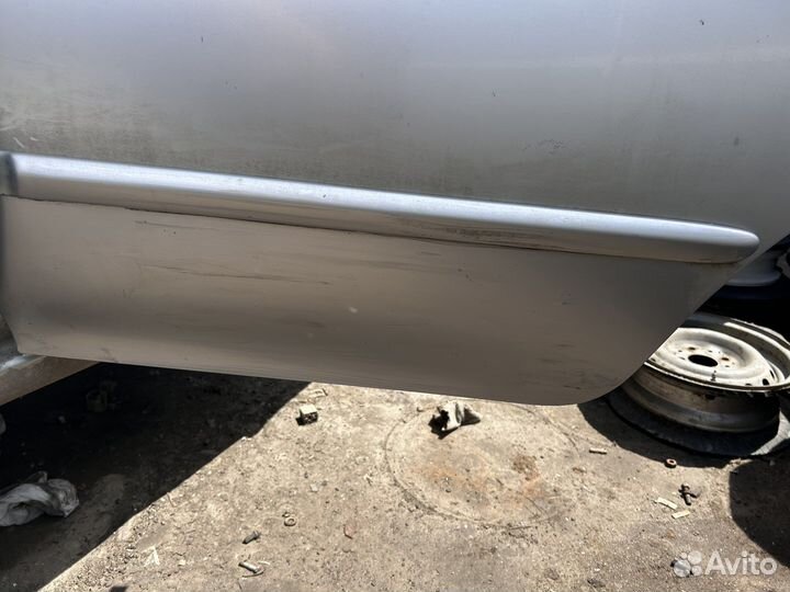 Задняя левая дверь Киа Спектра