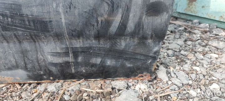 Дверь передняя правая на LADA Priora