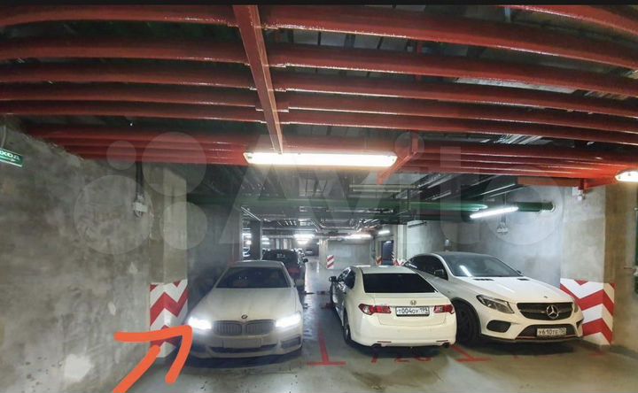 Машиноместо, 12 м²