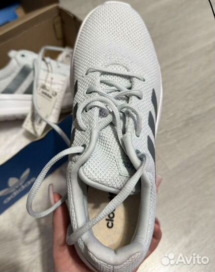 Кроссовки женские adidas 39 размер