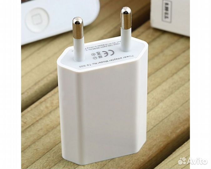 Сетевой адаптер (сзу) с USB выходом (Ток 1000mA)