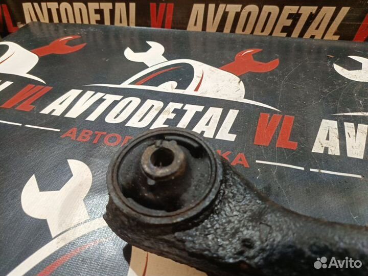 Рычаг подвески передний левый Kia Carens минивэн