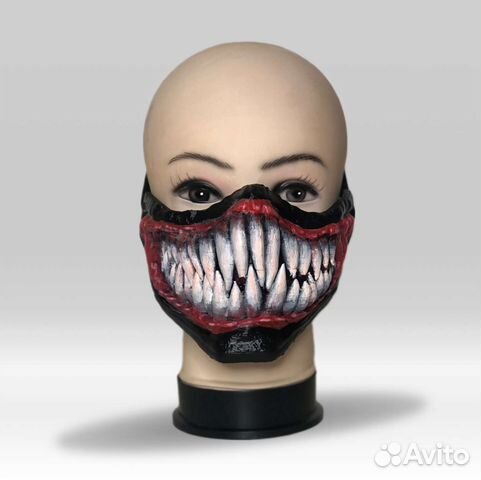 Пластиковая маска Venom