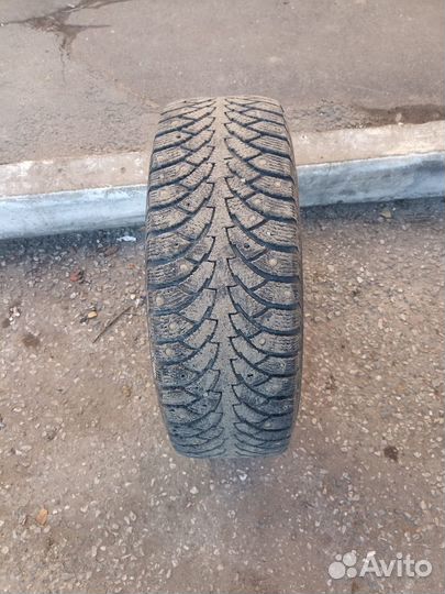 Nordman Nordman 4 215/65 R16