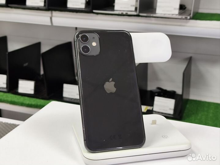 iPhone 11, 64 ГБ