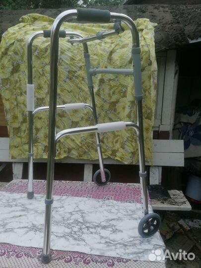 Ходунки для взрослых