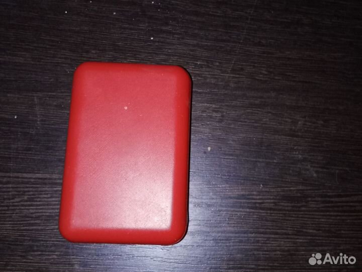 Аккумулятор для подзарядки телефона