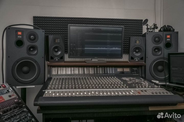 Студийные мониторы JBL 4410A