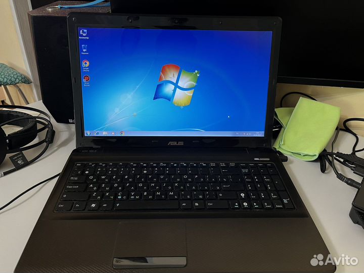 Ноутбук asus