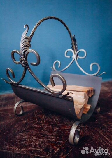 Кованая дровница Афина