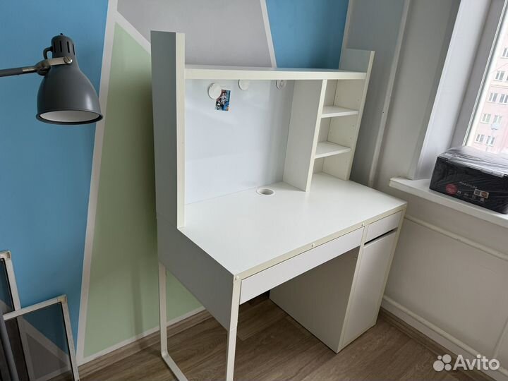 Компьютерный стол IKEA